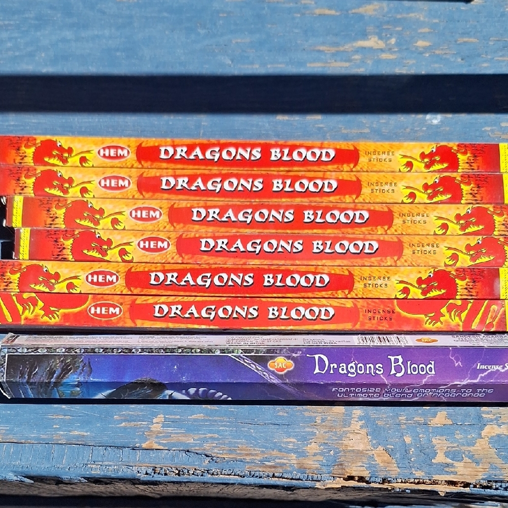 HEM Dragons Blood Incense Sticks
